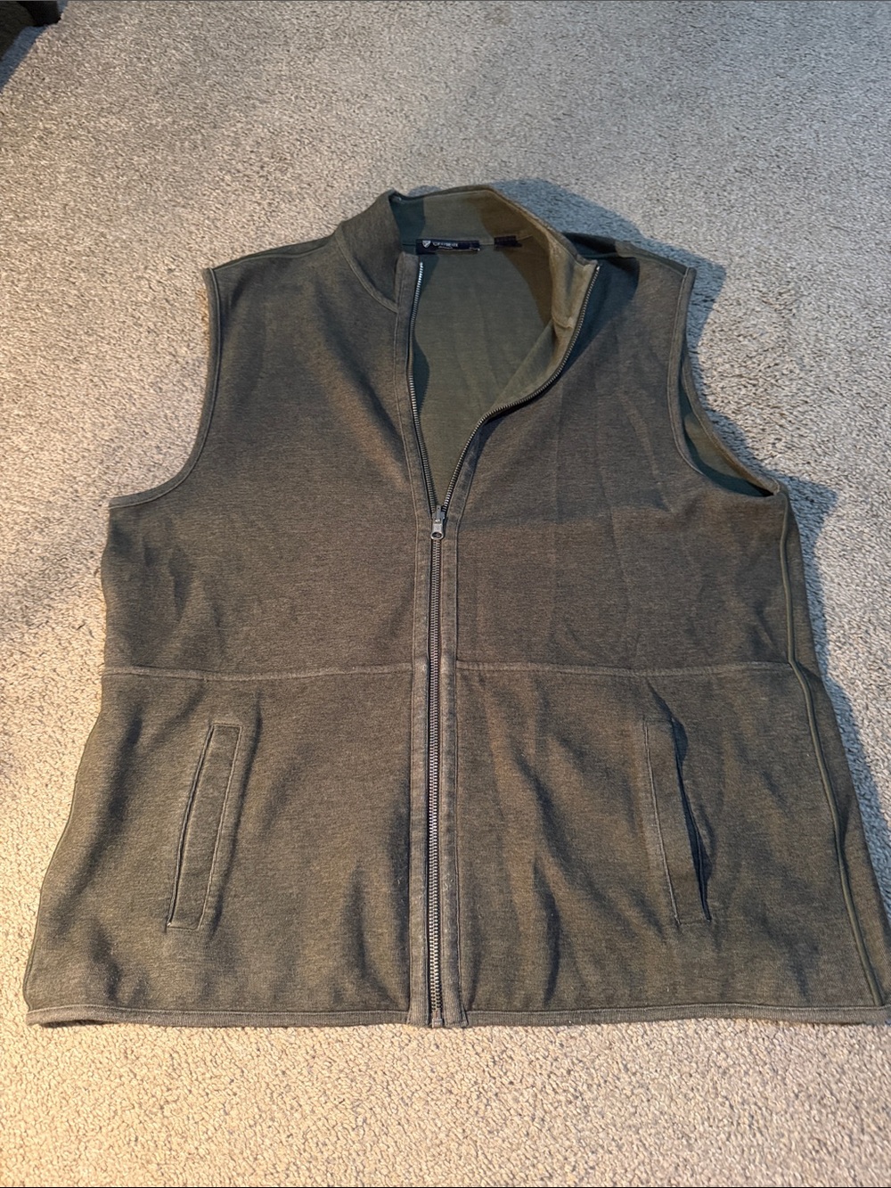 Daniel Cremieux Olive Green Sleeveless Zip Vest